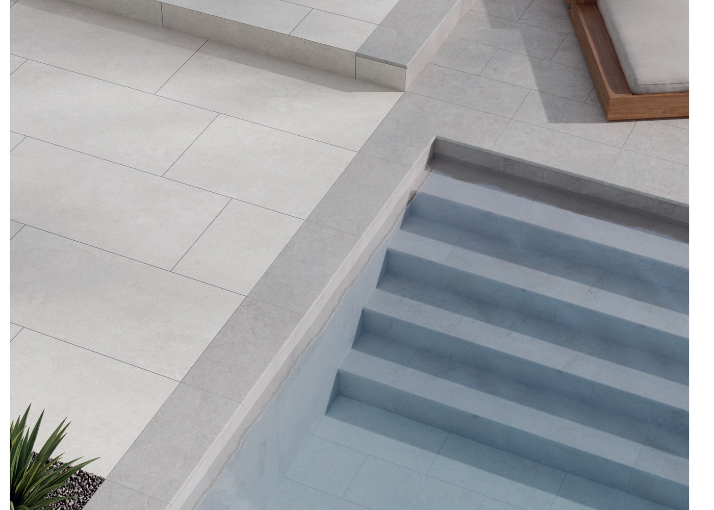 ECO STEP Poolrand und helle Terrassenplatten